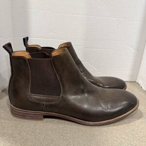RW by Robert Wayne Oklahoma 207 Brown Chelsea Boots